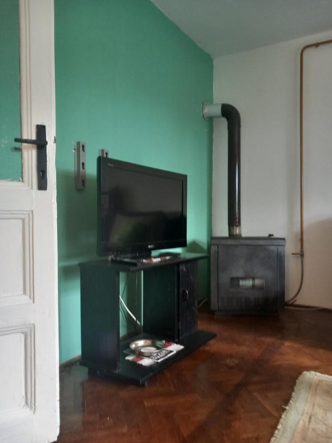 Apartmans Adi SJJ Exteriör bild